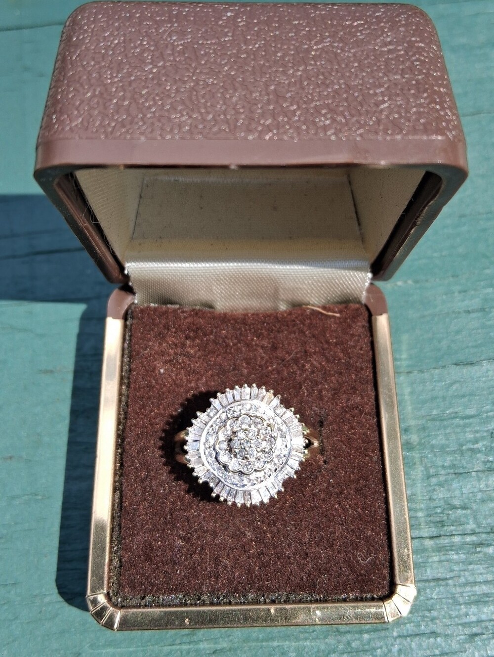 10Kt Gold 2 Carat Natural Diamond Halo Ring Size 8
